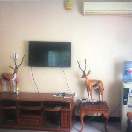 Tatys Homestay دار السلام المظهر الخارجي الصورة