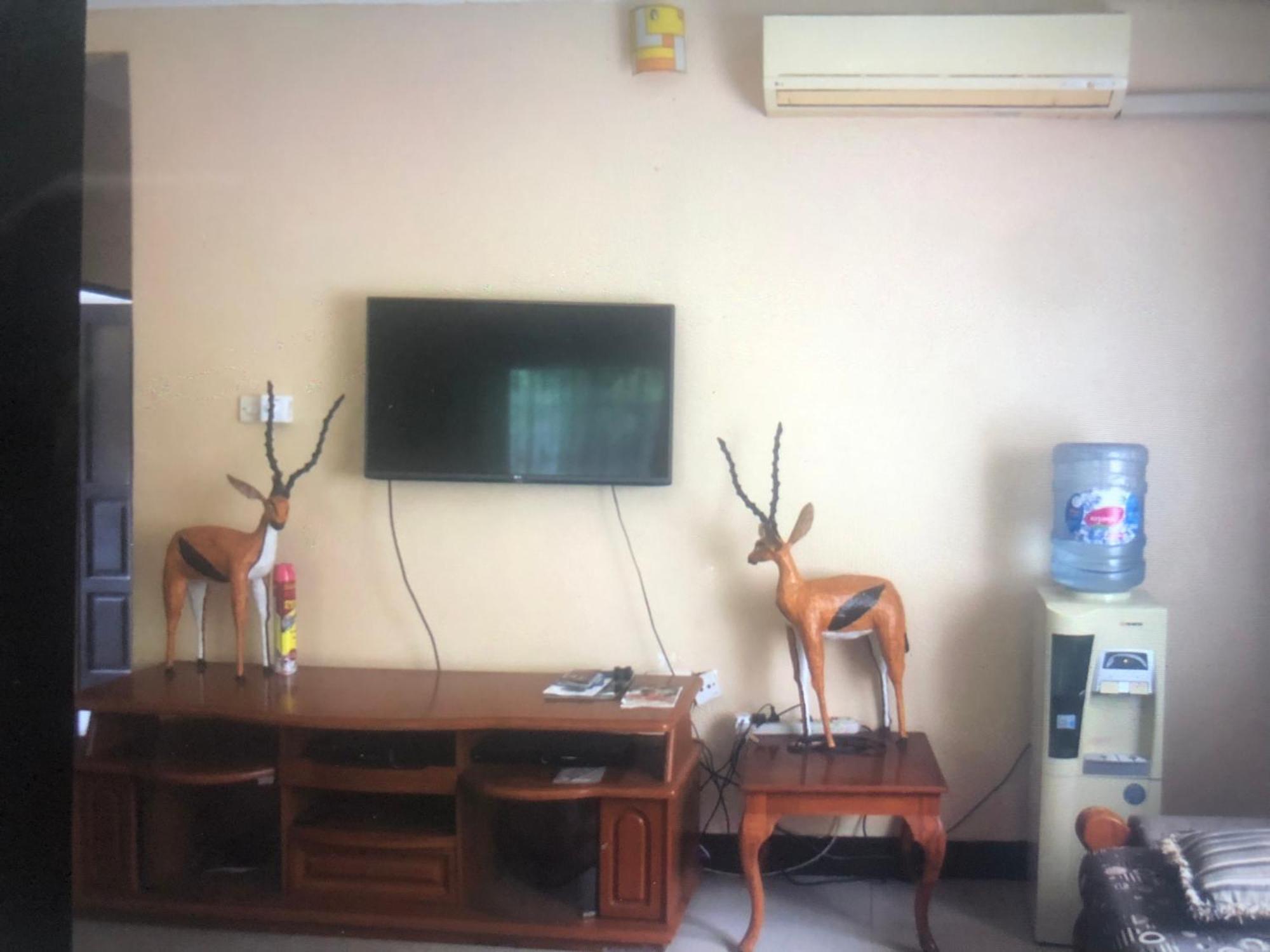 Tatys Homestay دار السلام المظهر الخارجي الصورة