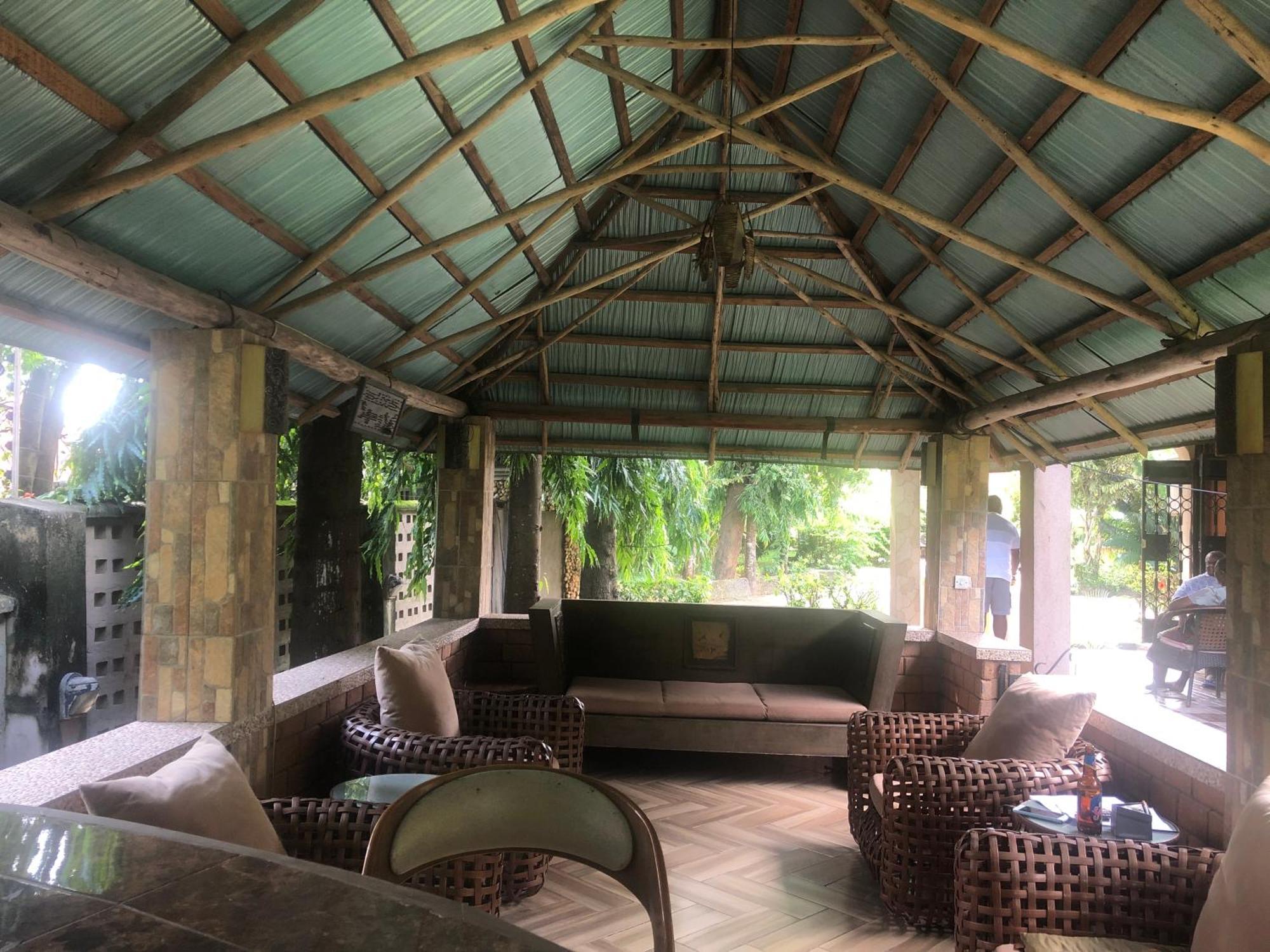 Tatys Homestay دار السلام المظهر الخارجي الصورة