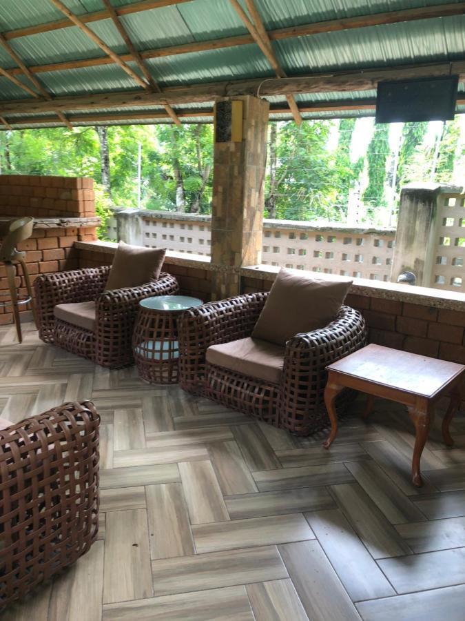 Tatys Homestay دار السلام المظهر الخارجي الصورة