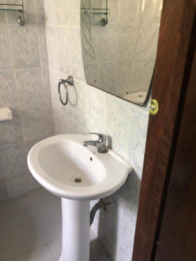 Tatys Homestay دار السلام المظهر الخارجي الصورة